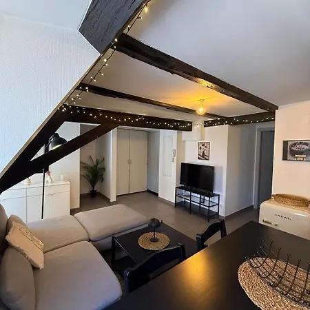 Apartamento En Duplex Au Centre-ville De *